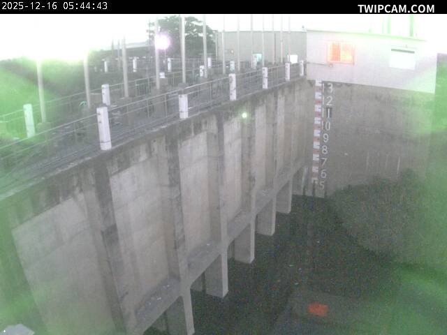 水利署水資源 臺南市政府水利局 菁寮排水出口閘門水位影像 距離5.2公里