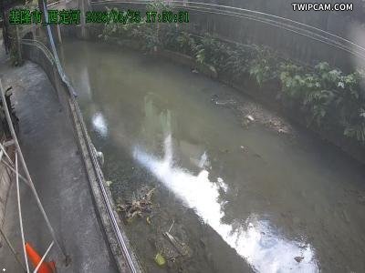 水利署水資源 基隆市政府水利科 西定河監測站 距離996公尺