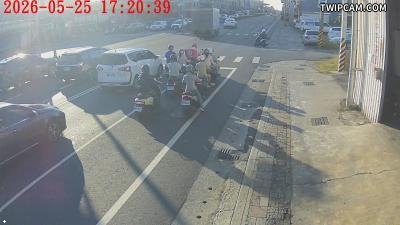 水利署水資源 高雄市政府水利局 中正路400巷 距離1.8公里