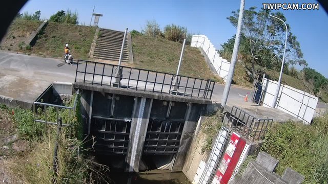 水利署水資源 第五河川分署 盧厝堤防 1K+350 距離0公尺